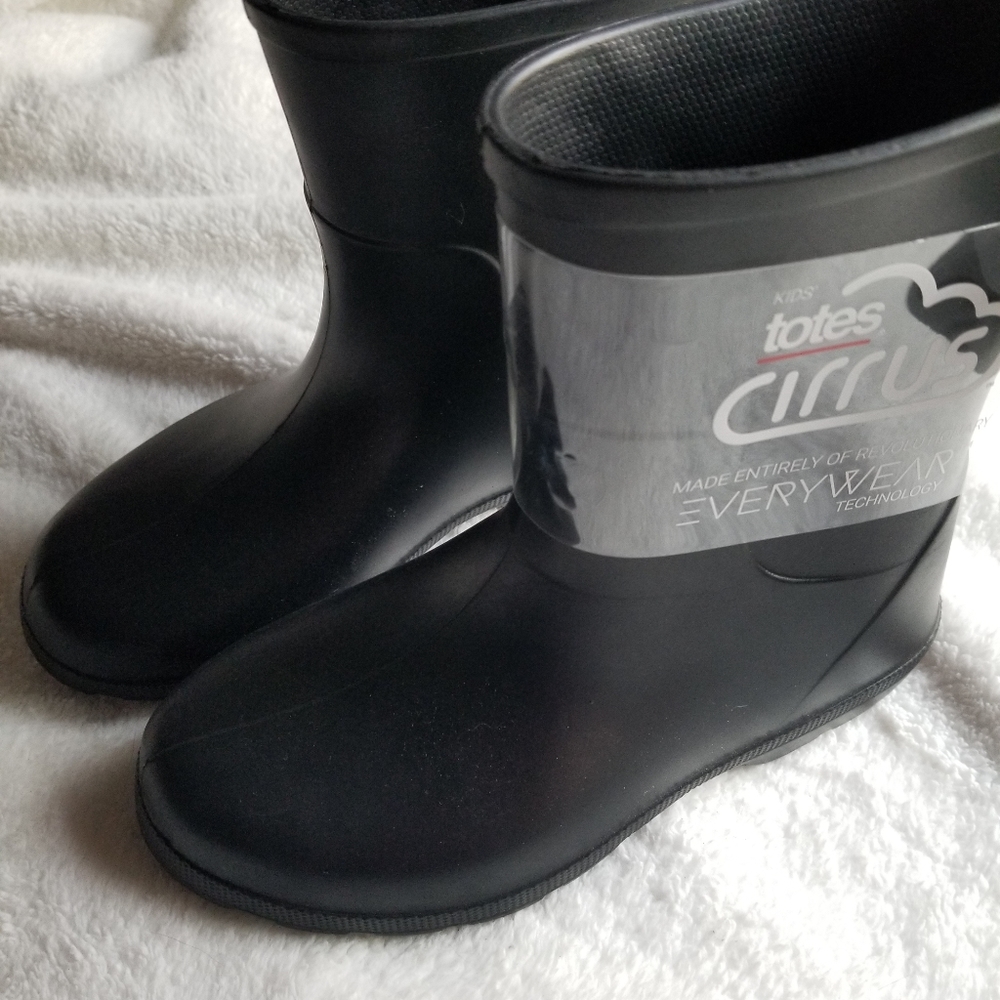 Totes Cirrus Charley Rainboots Kids 2/3 Black
